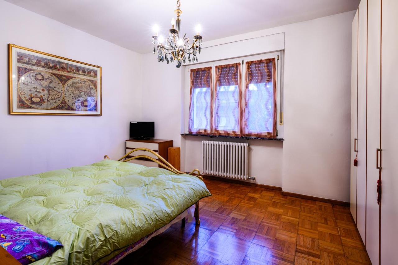 Retro Apartment In The Mountains Мецоломбардо Екстериор снимка
